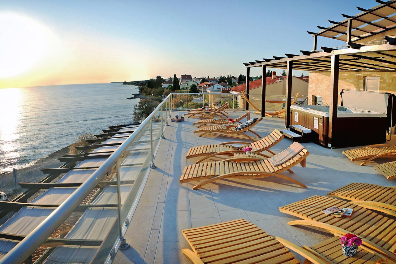 Hotel Delfin ซาดาร์ ภายนอก รูปภาพ